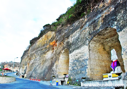 Pantai-Pandawa