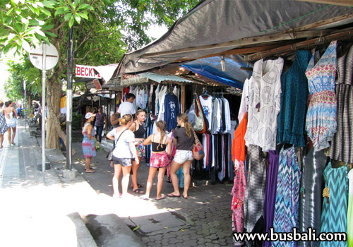 Pasar-Seni-Kuta