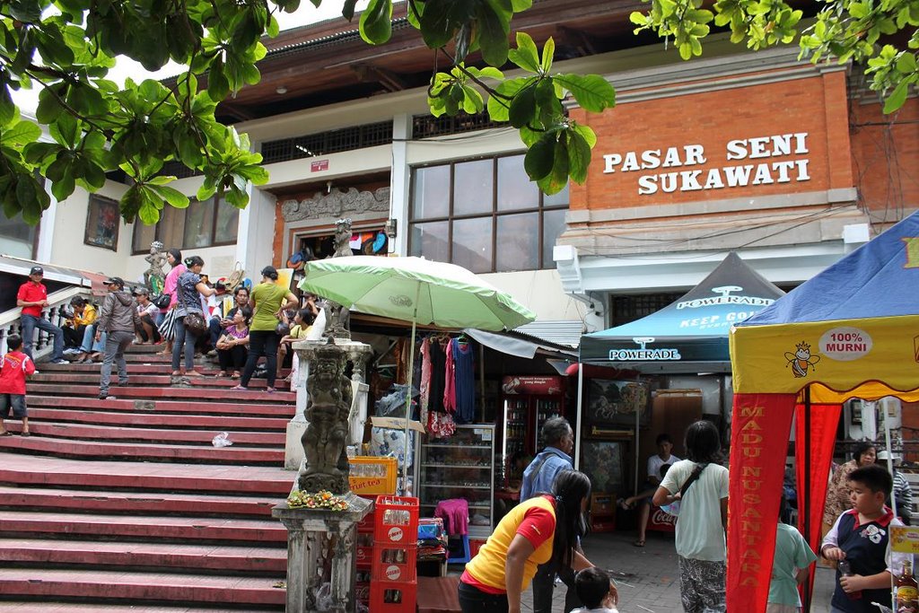 pasar-seni-sukawati-busbali.com_